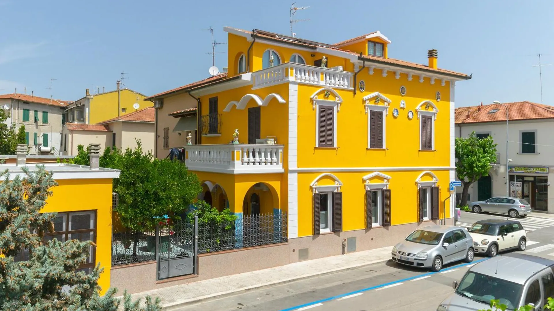 La Casa Di Bianca contacts