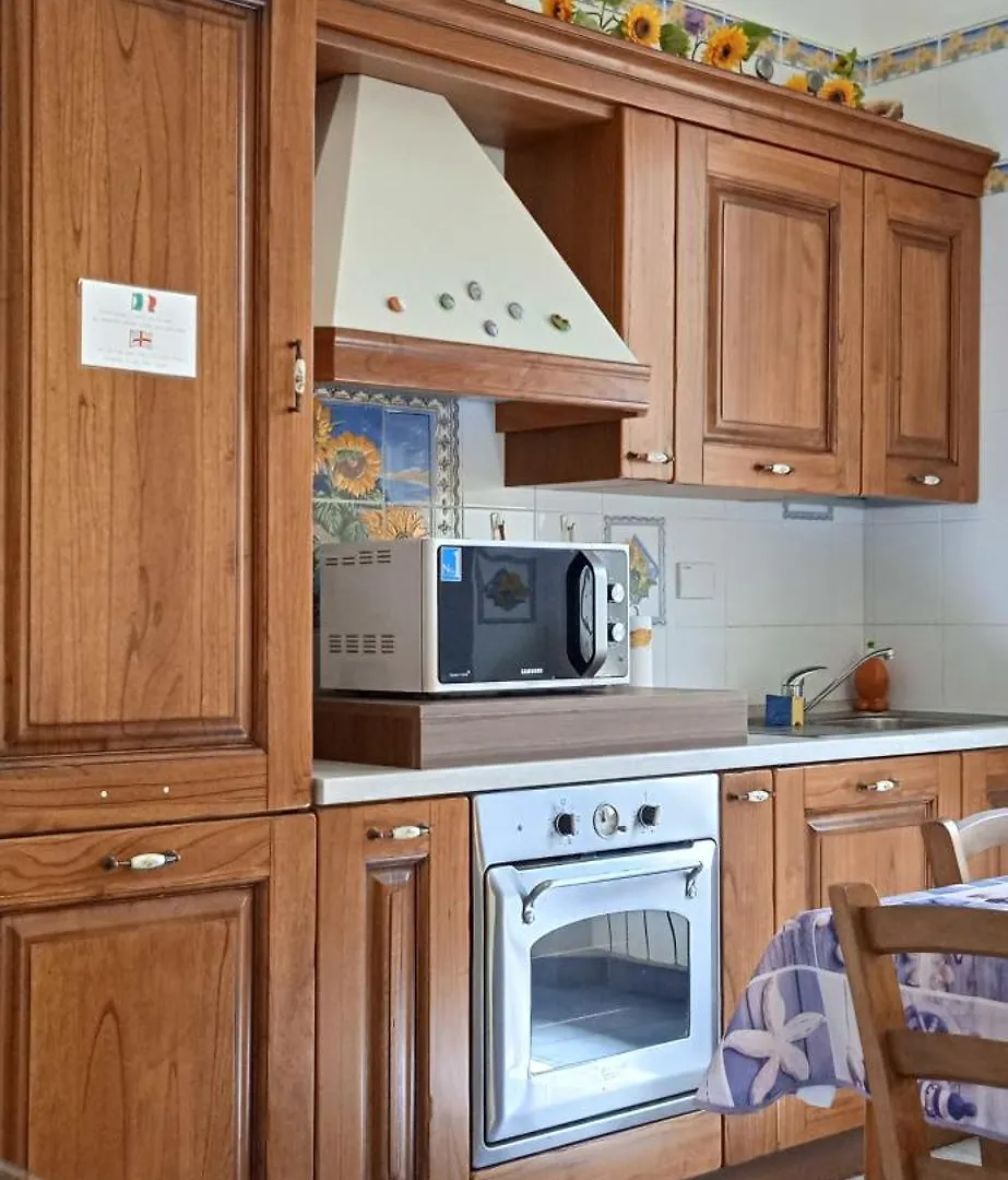 La Casa Di Bianca Bed & Breakfast Follonica Italy